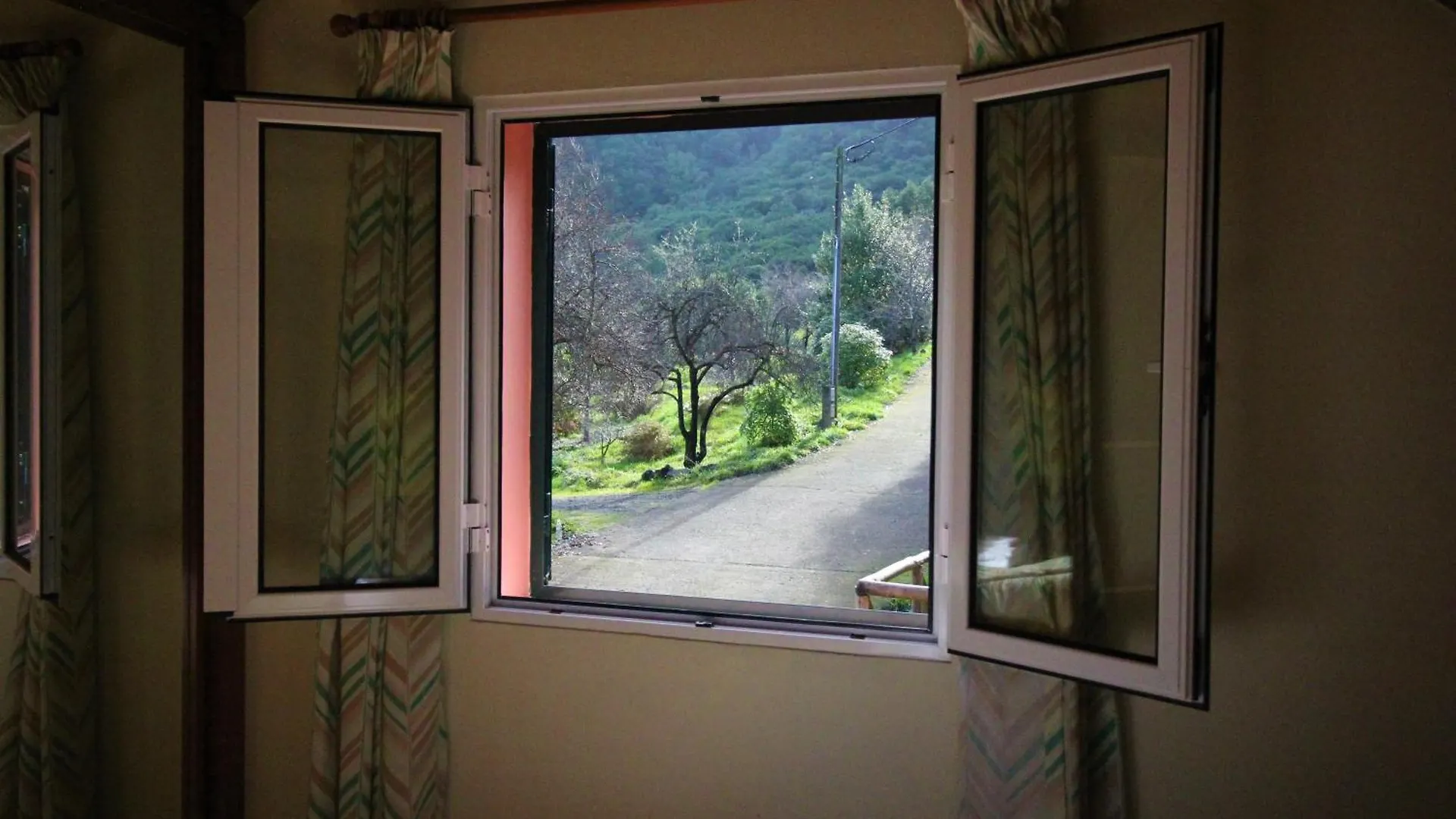 山林小屋 São VicenteCasinhas Da Laurissilva别墅